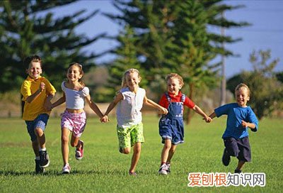 想让孩子尽快融入幼儿园生活，这几项工作要准备好，新学期如何让幼儿很快融入幼儿园生活