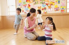 孩子一上幼儿园就大哭大闹？学会这几招轻松应对，孩子上幼儿园哭闹家长应该怎么办大班孩