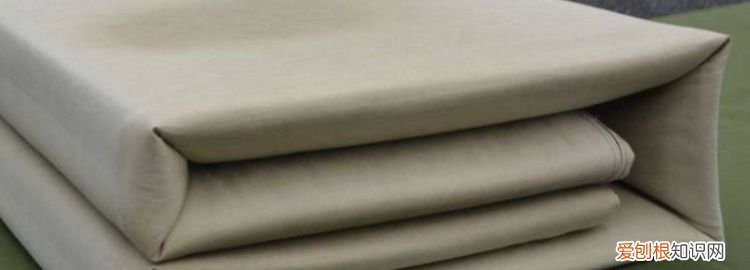 豆腐型被子怎么叠 豆腐块被子咋叠