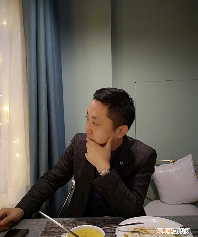 你这么多年上学苦读,你失去了什么 上这么多年学有什么用 挣钱少