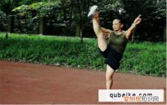 没时间健身可以做什么动作减肥 没时间健身可以做什么动作