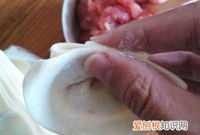 馄饨怎么包最简单? 馄饨怎么包来着