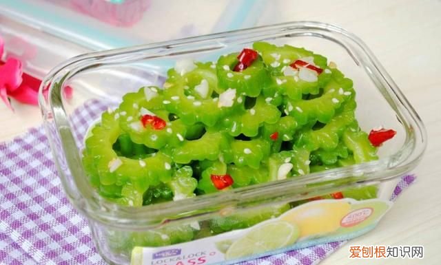 苦瓜凉拌怎么做最好吃视频 苦瓜拌凉菜怎么拌好吃视频教学