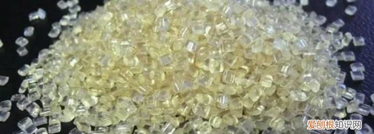 玻璃奶瓶还是ppsu奶瓶好 ppsu奶瓶和玻璃奶瓶哪个更适合新生儿