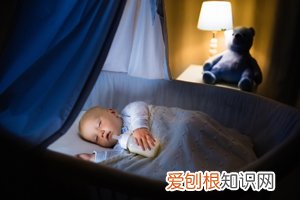 一个月婴儿肚子受凉什么特征 ，一个月婴儿肚子受凉什么症状有哪些