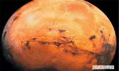 为什么火星会靠近地球，小行星撞击火星以改造火星