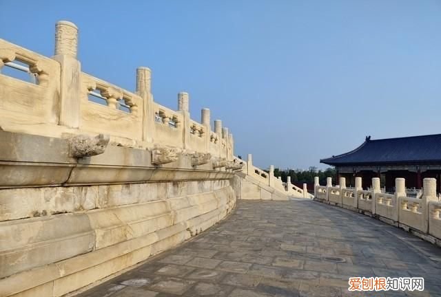 华为mate50 pro和小米11ultra拍照对比