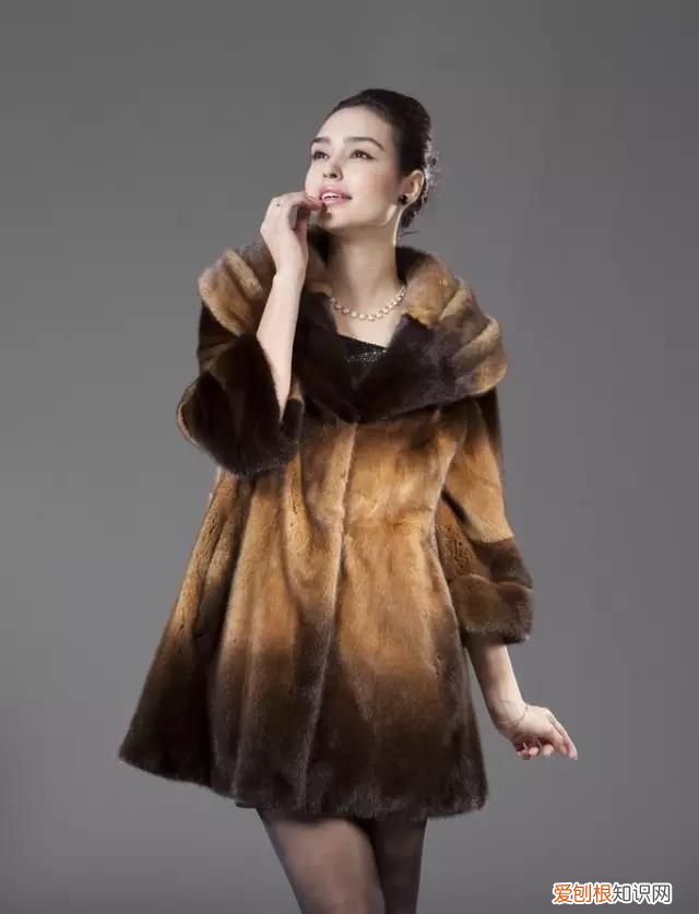 叠穿衣服是什么风格 2020叠穿搭配