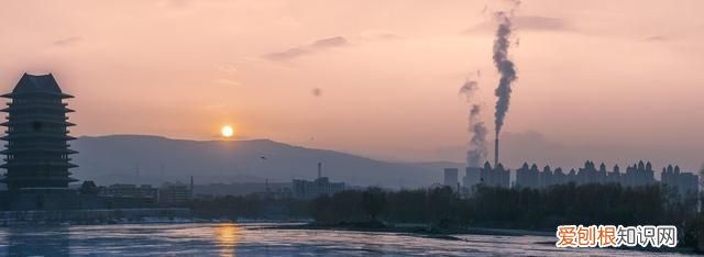 大漠孤烟直长河落日圆的鉴赏方法 大漠孤烟直长河落日圆的妙处