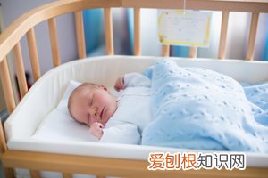 婴儿睡觉时有呼呼声音怎么回事 ，宝宝睡觉时有呼呼声