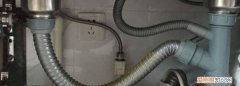厨房下水道漏水维修图片 厨房下水道漏水风水预示什么