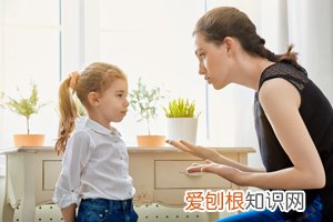 小孩总喜欢拿别人的东西,该怎么办?，小孩总爱拿别人东西怎么办？