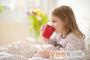 孩子上课讲小话屡教不改，小孩上课爱讲小话怎么办？