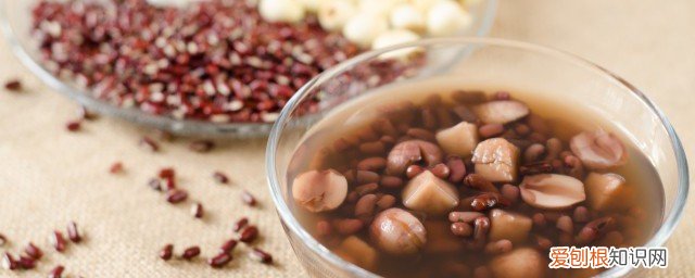 百合莲子汤可以晚上喝吗,隔夜的百合莲子汤能喝吗