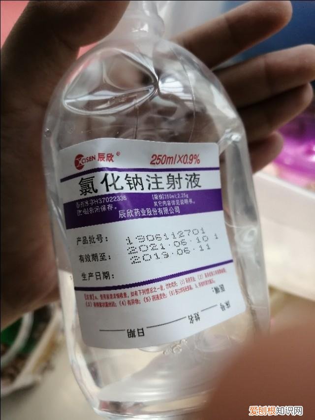 仓鼠眼睛睁不大 ，仓鼠眼睛变小怎么回事？