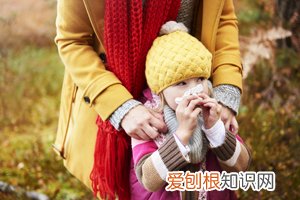 小孩子换牙晚是缺钙吗，小孩换牙时间晚是缺钙吗？