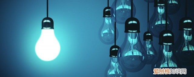 客厅简装如何选择吊灯《如何选择吊灯客厅简装》，吊灯适合简约风格吗