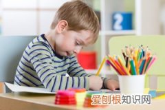 孩子指甲不长是怎么回事，孩子指甲不长是什么原因造成的？