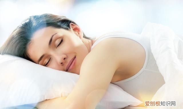 吃什么食物睡眠好得最快最有效 睡眠不好吃什么食物有助于睡眠