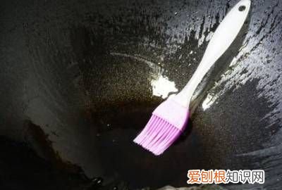 新不锈钢锅子怎么开锅的视频 ，新不锈钢炒锅怎么开锅最好用？