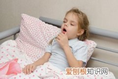 四岁宝宝内热咳嗽吃什么药，四岁儿童热咳嗽吃什么好的快？