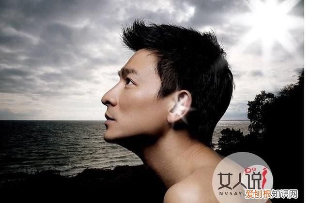 奋斗的年龄选择安逸 ,该奋斗年龄怎么写一句话?