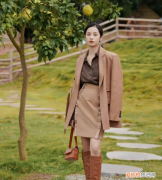 大衣裙子搭配技巧，冬季裙子和大衣的搭配萌