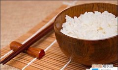 微波炉煮米饭怎么弄 ，微波炉煮米饭怎么操作窍门？