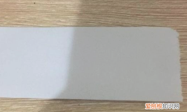 纸飞机步骤图,如何制作纸飞机