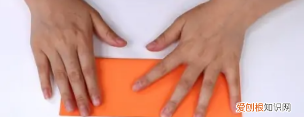 纸飞机步骤图,如何制作纸飞机