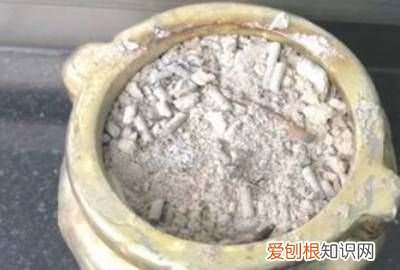 香灰怎么处理? ，香灰要怎么处理？