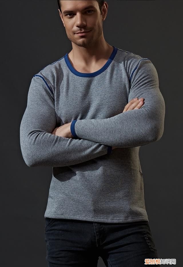 穿秋衣的英文 ，穿秋裤的英语？