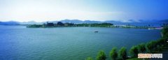 宁波东钱湖是几a景区 ，宁波东钱湖有多少平方公里面积？