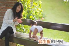 宝宝咬指甲是为什么 ，小宝宝咬指甲是什么原因