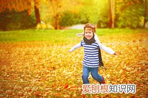 小孩肚子肚脐周围疼怎么办?，小孩子肚脐周围肚子疼是怎么回事？