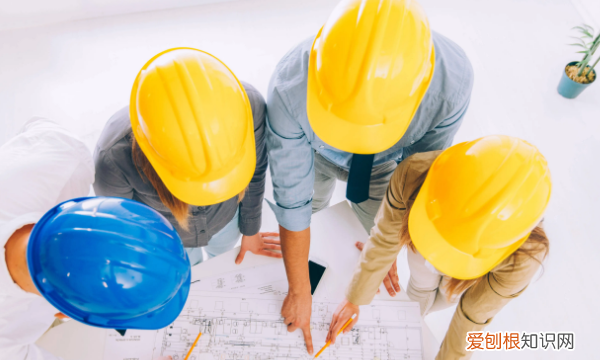 建造师分几级几级最高，建造师分几级分别要考哪几门