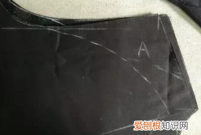 袖子的裁剪方法，一片插肩袖的裁剪方法