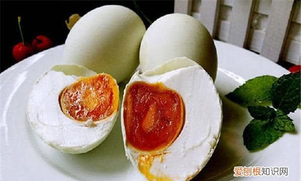 咸鸭蛋可以放多久,咸鸭蛋保质期咸鸭蛋可以放多久