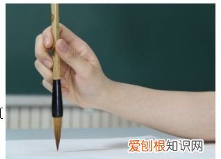 毛笔书法如何运腕，小学生写毛笔字图片