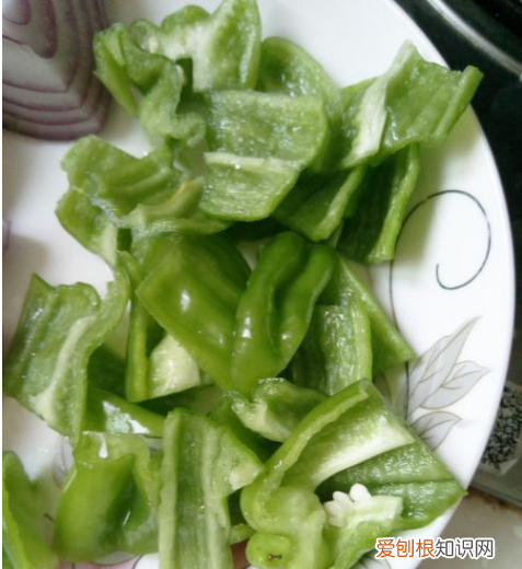 回锅肉有哪些配菜，回锅肉和什么菜炒最好