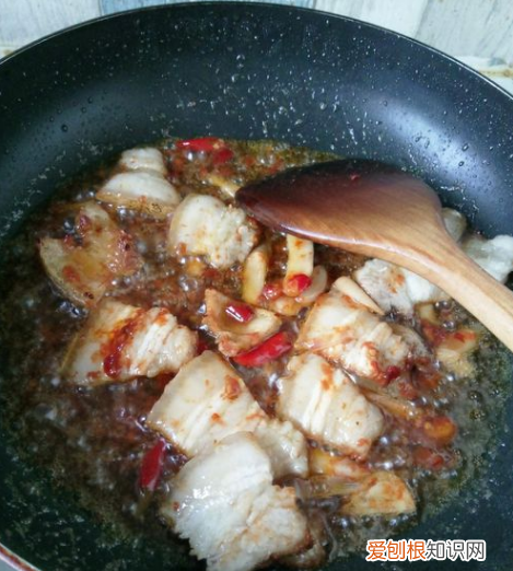 回锅肉有哪些配菜，回锅肉和什么菜炒最好