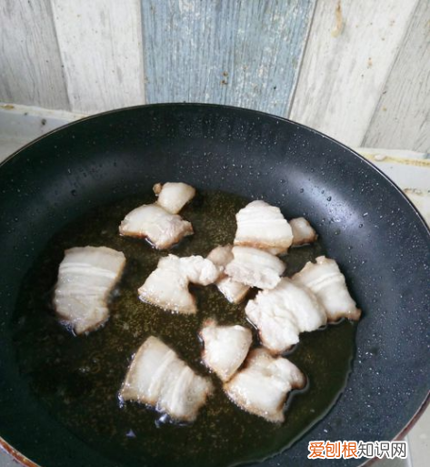 回锅肉有哪些配菜，回锅肉和什么菜炒最好