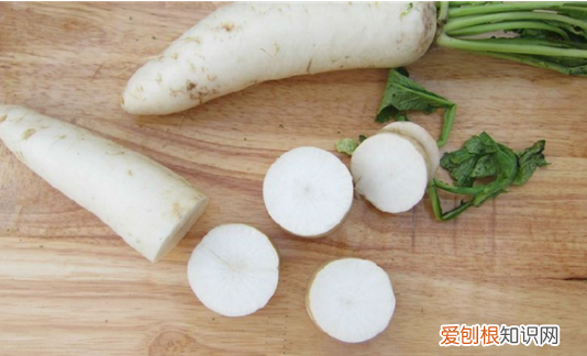 炒白萝卜为什么要先焯水，白萝卜炒之前需要用水煮吗