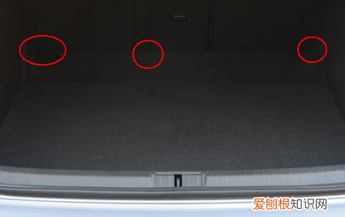 汽车后座怎么卸下来，斯柯达速派后座怎么拆