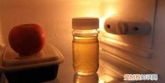 蜂蜜保质期多久需要放冰箱吗,蜂蜜泡柠檬不放冰箱能保存多久