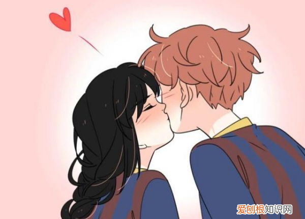 和异性朋友去旅游会不合适吗，两中年异性去旅游能住一个房间