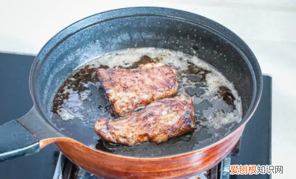 如何做煎牛肉又嫩又软，煎牛排怎么煎好吃又嫩