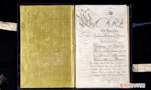 为什么格陵兰岛和冰岛名字是反的