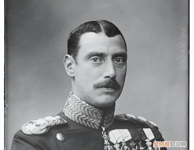 为什么格陵兰岛和冰岛名字是反的