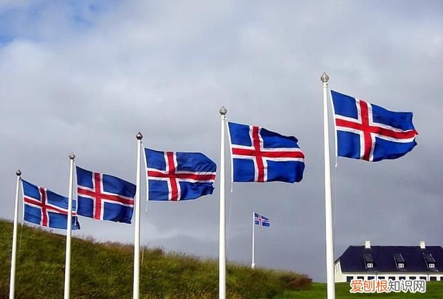 为什么格陵兰岛和冰岛名字是反的